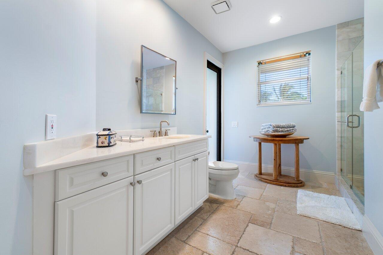 THE HAMPTONS - Residential