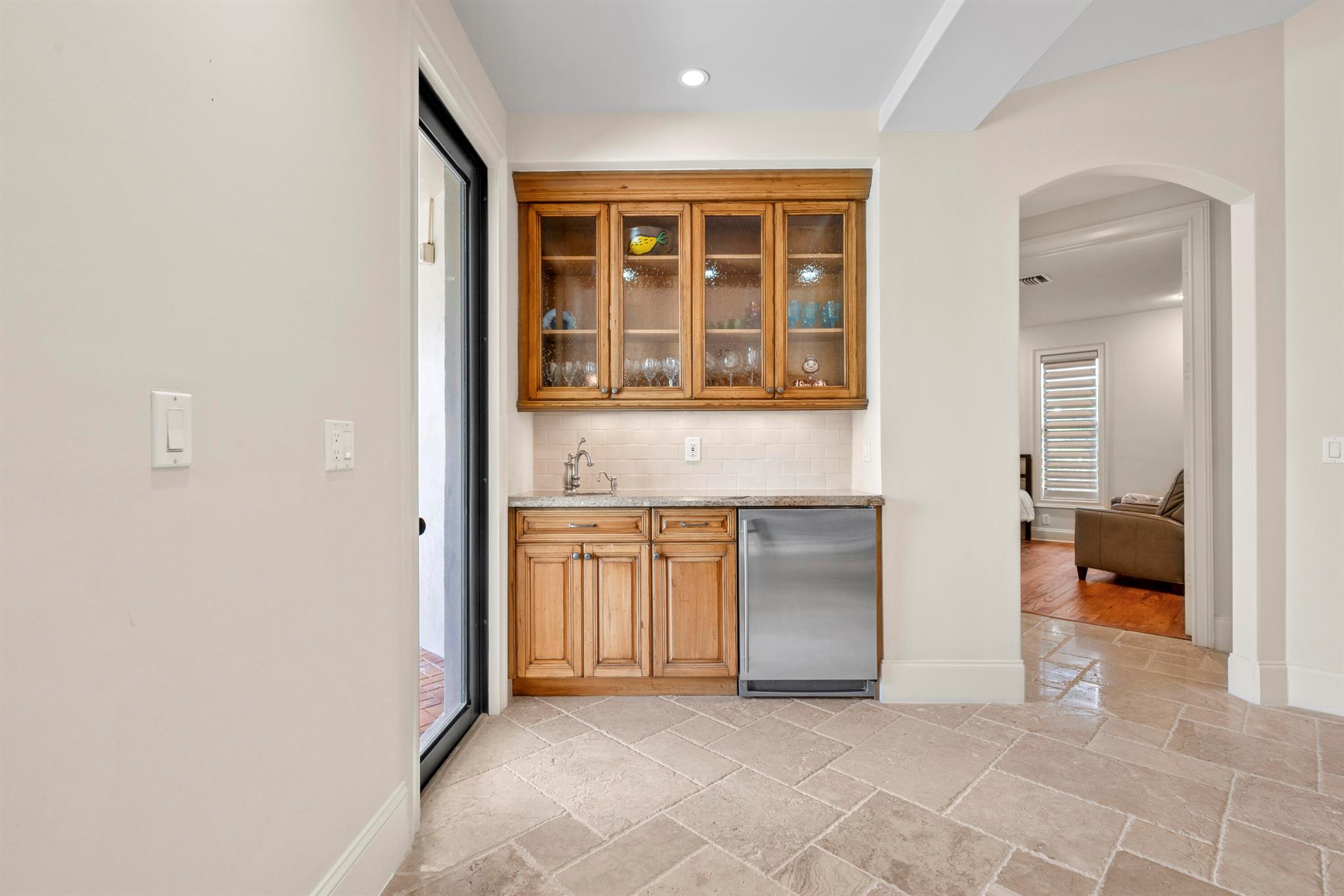 THE HAMPTONS - Residential