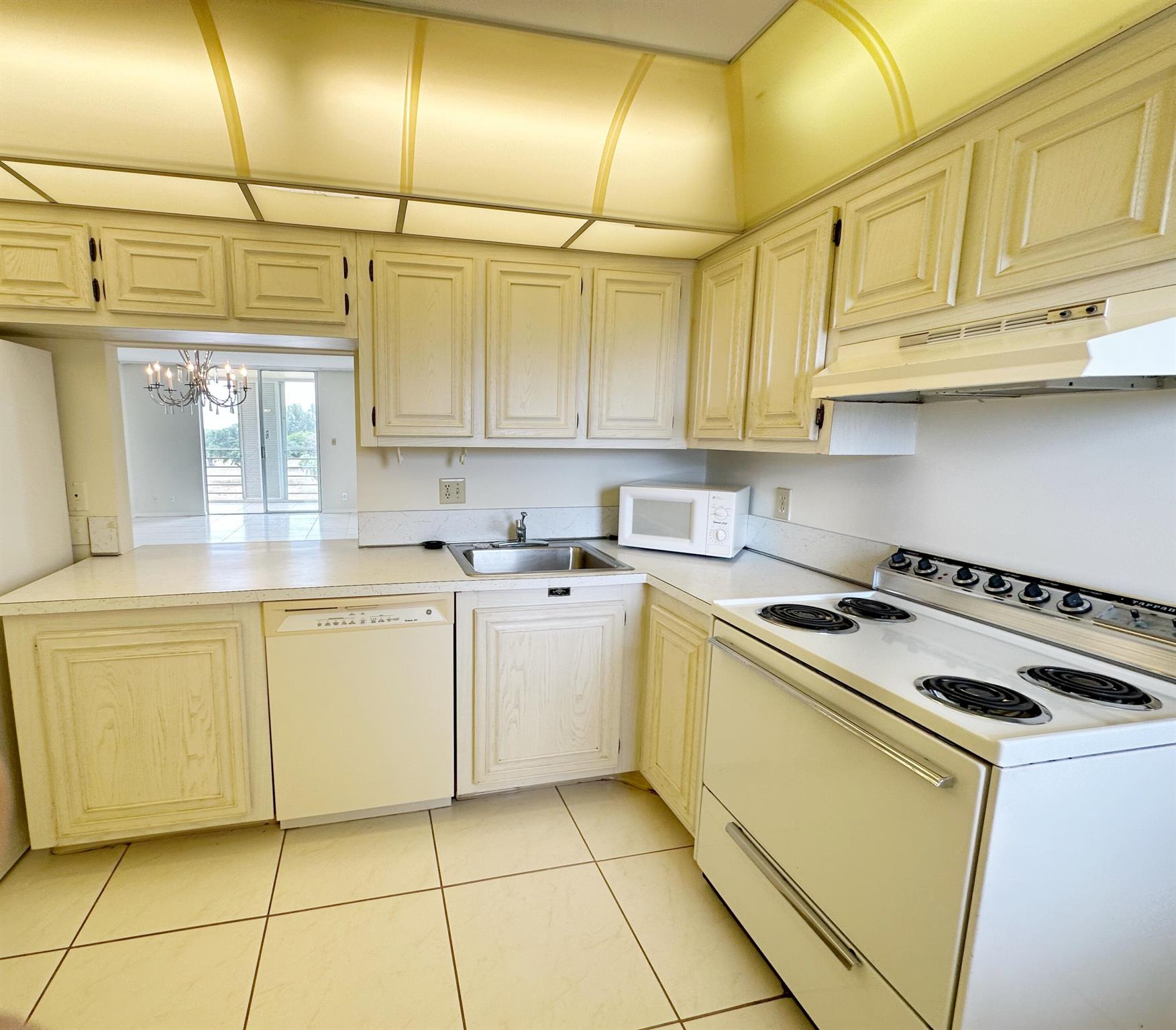 BOCA TEECA 7 CONDO - Residential