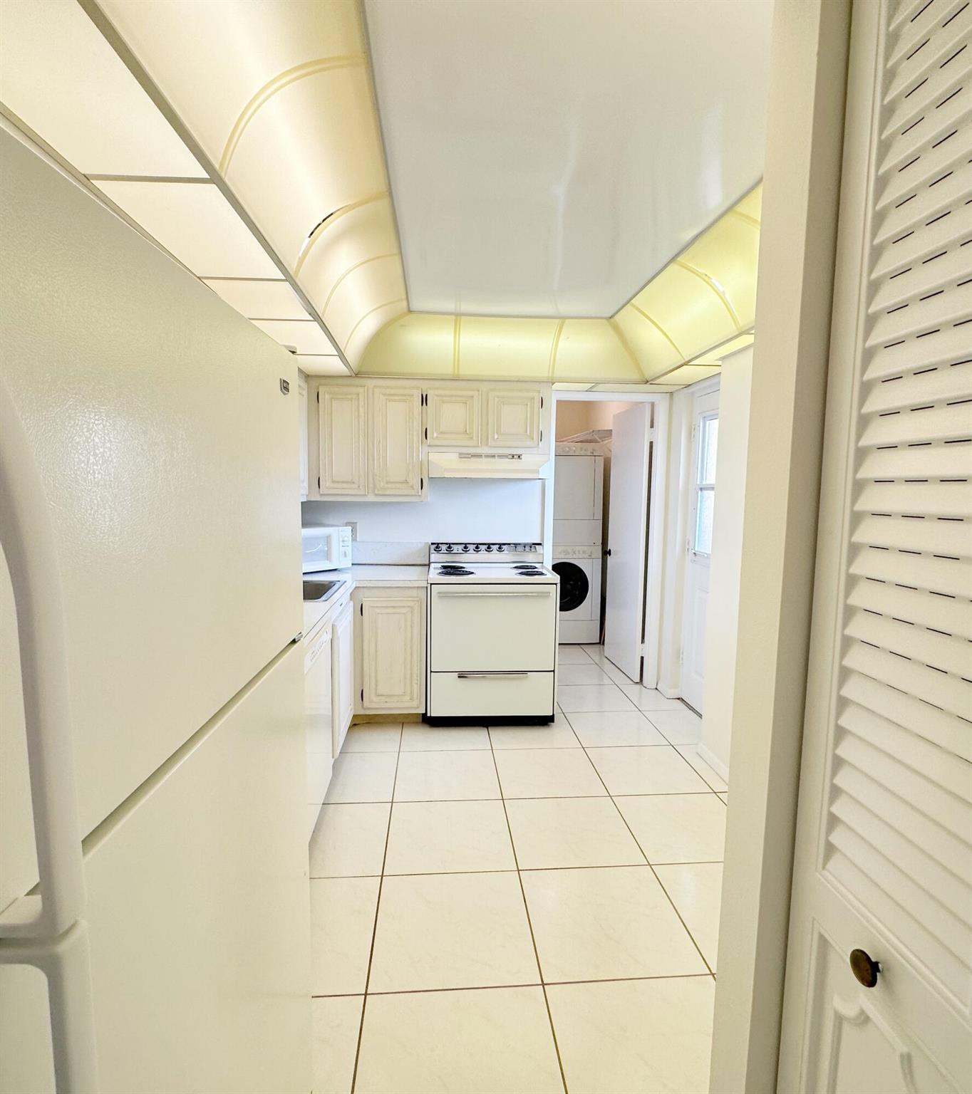 BOCA TEECA 7 CONDO - Residential