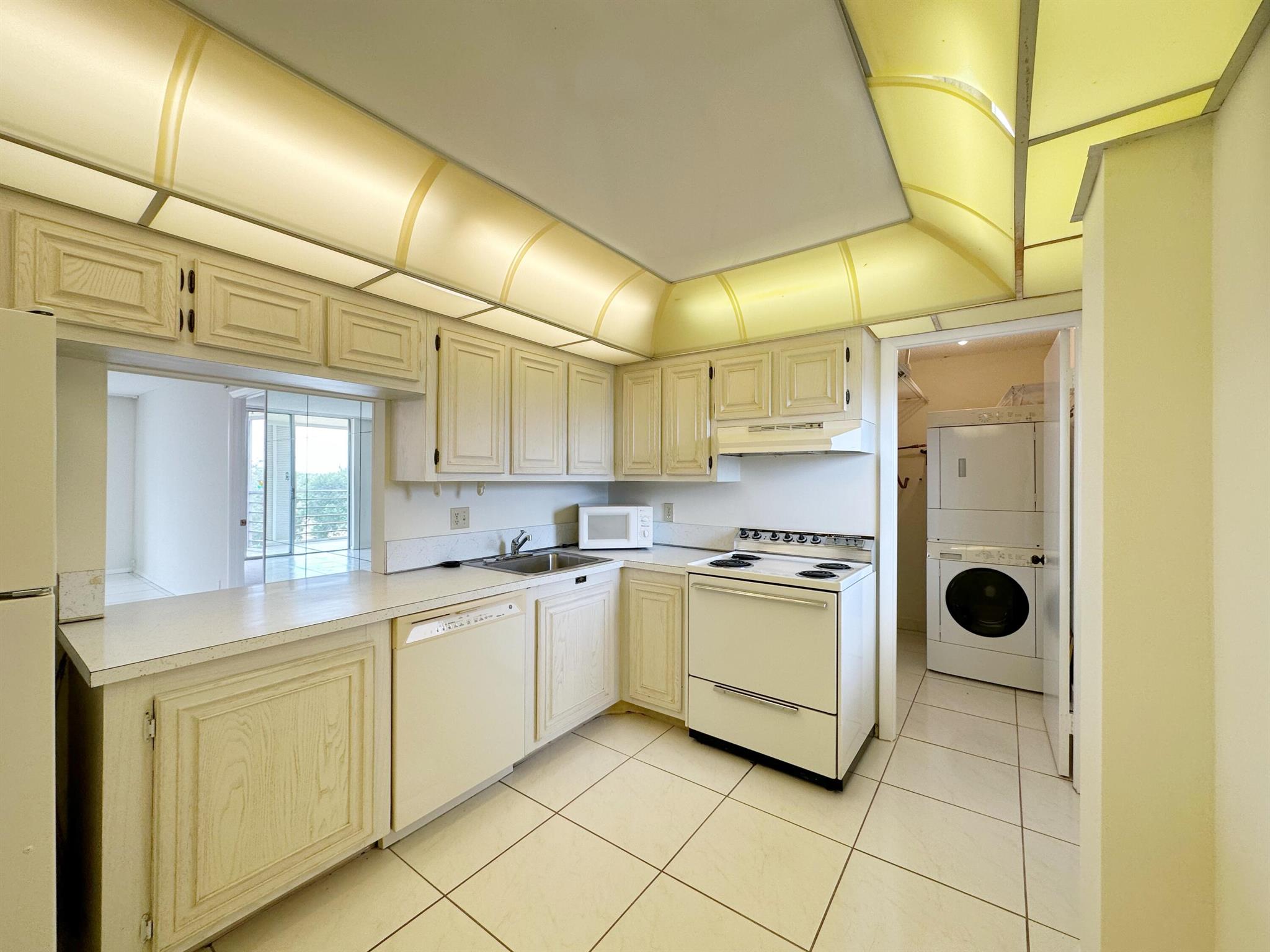 BOCA TEECA 7 CONDO - Residential