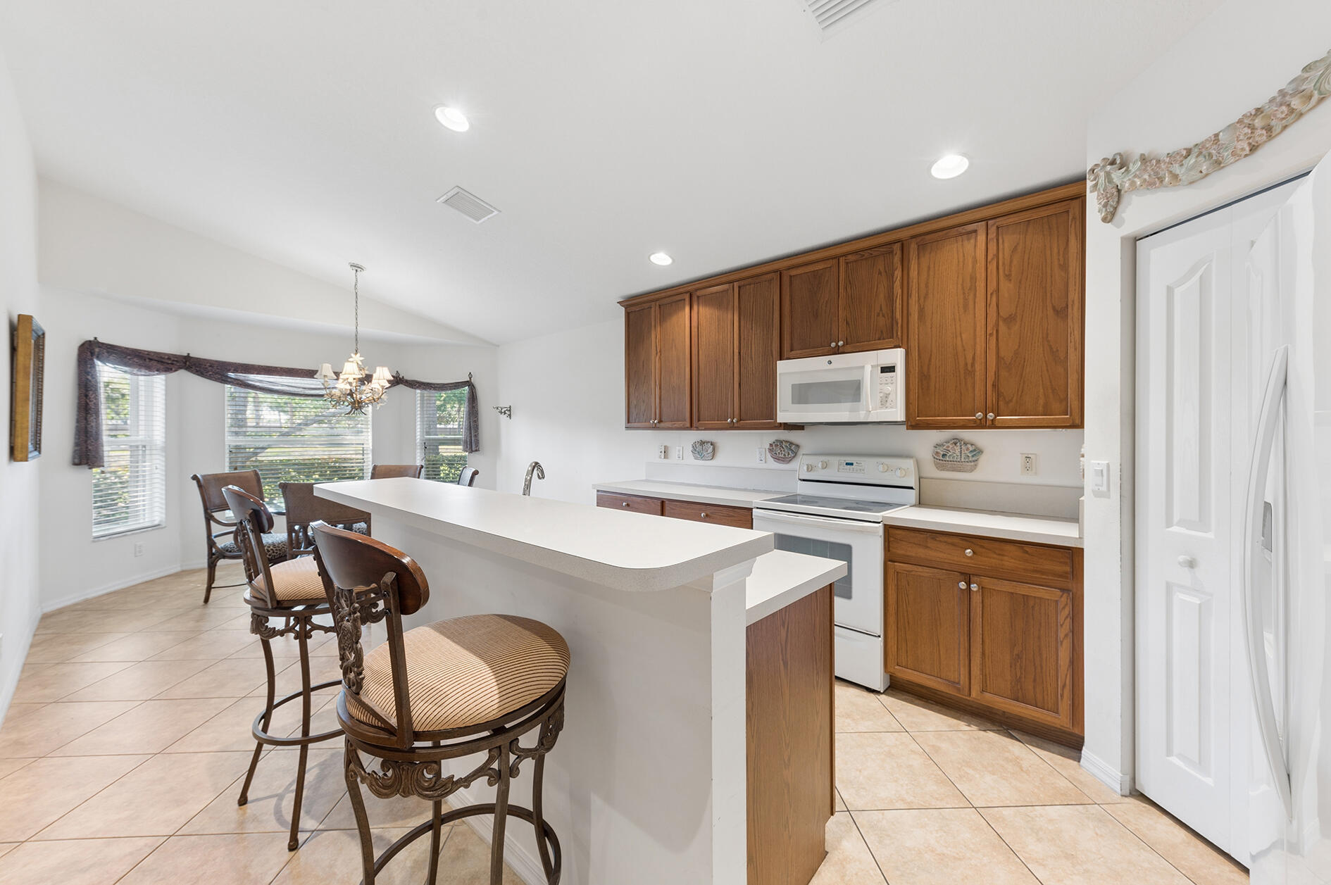 TUSCANY BAY - Residential