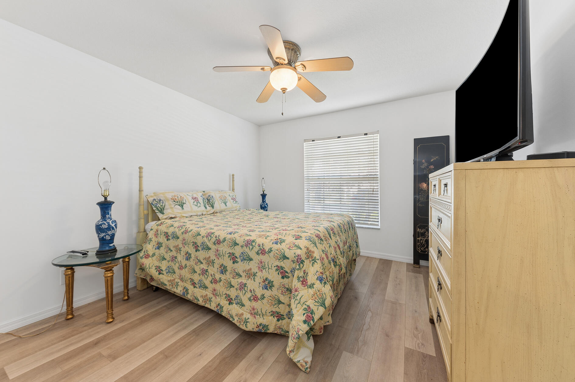 TUSCANY BAY - Residential