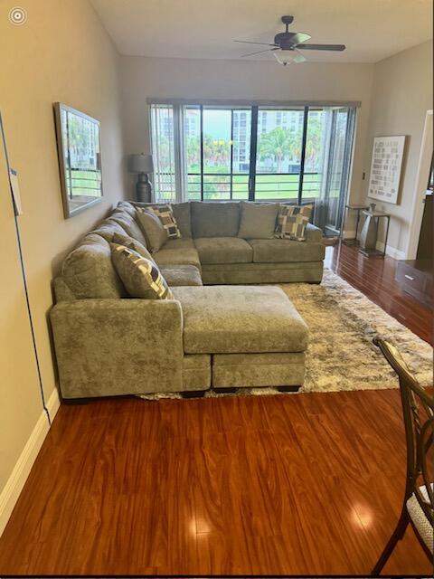 LA PAZ AT BOCA POINTE - Residential Lease