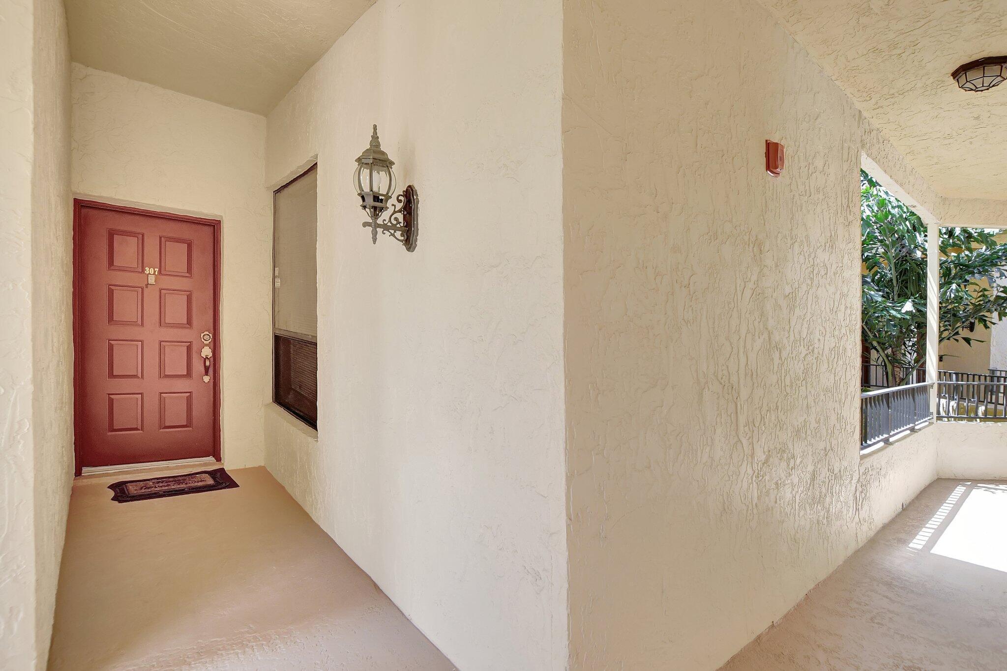 LA PAZ AT BOCA POINTE - Residential Lease