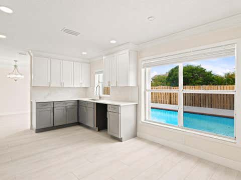 Tiny photo for 3157 NW 120th Way, Sunrise, FL 33323 (MLS # B26046183)