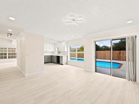 Tiny photo for 3157 NW 120th Way, Sunrise, FL 33323 (MLS # B26046183)