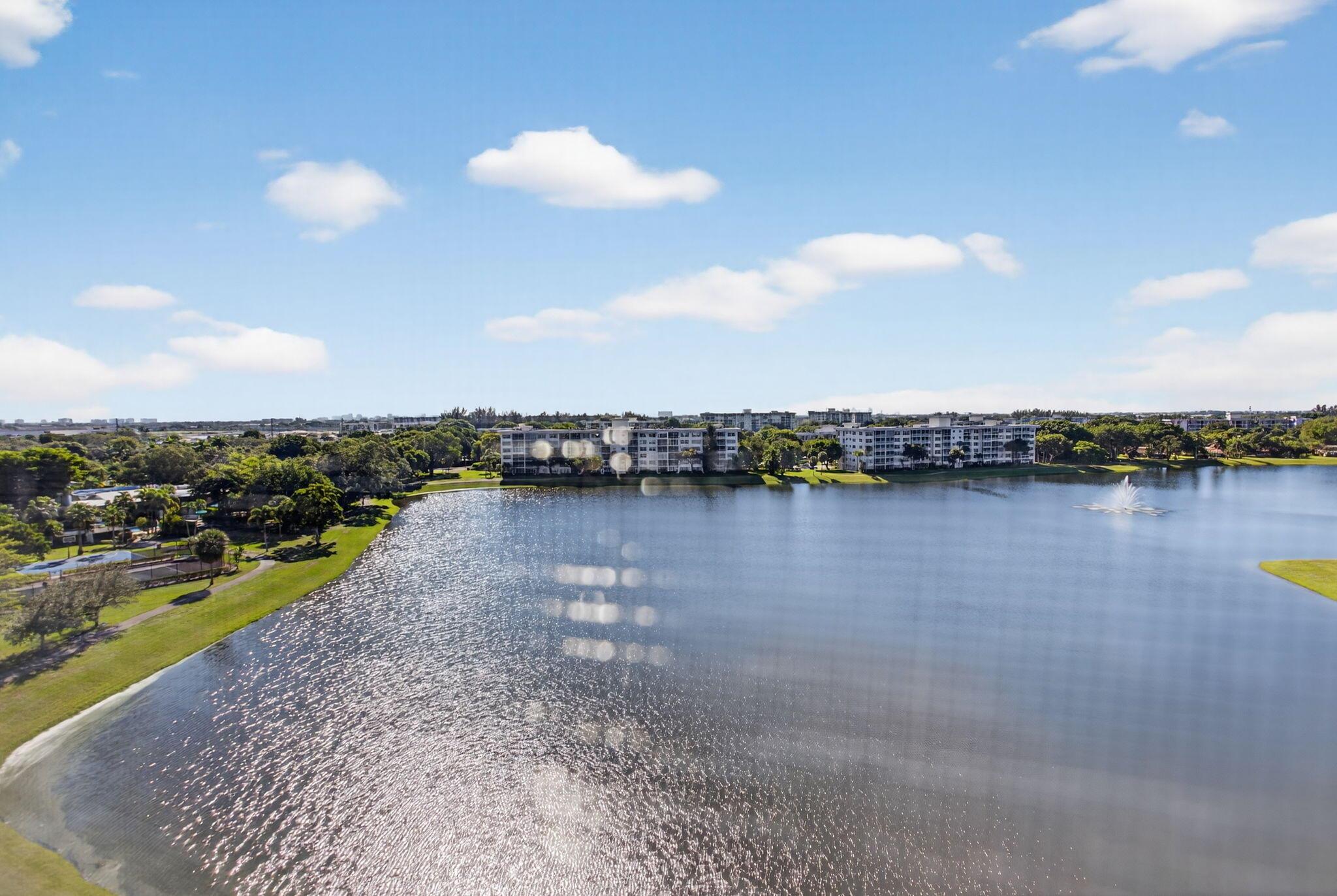 NO 53 PALM-AIRE COUNTRY C - Residential