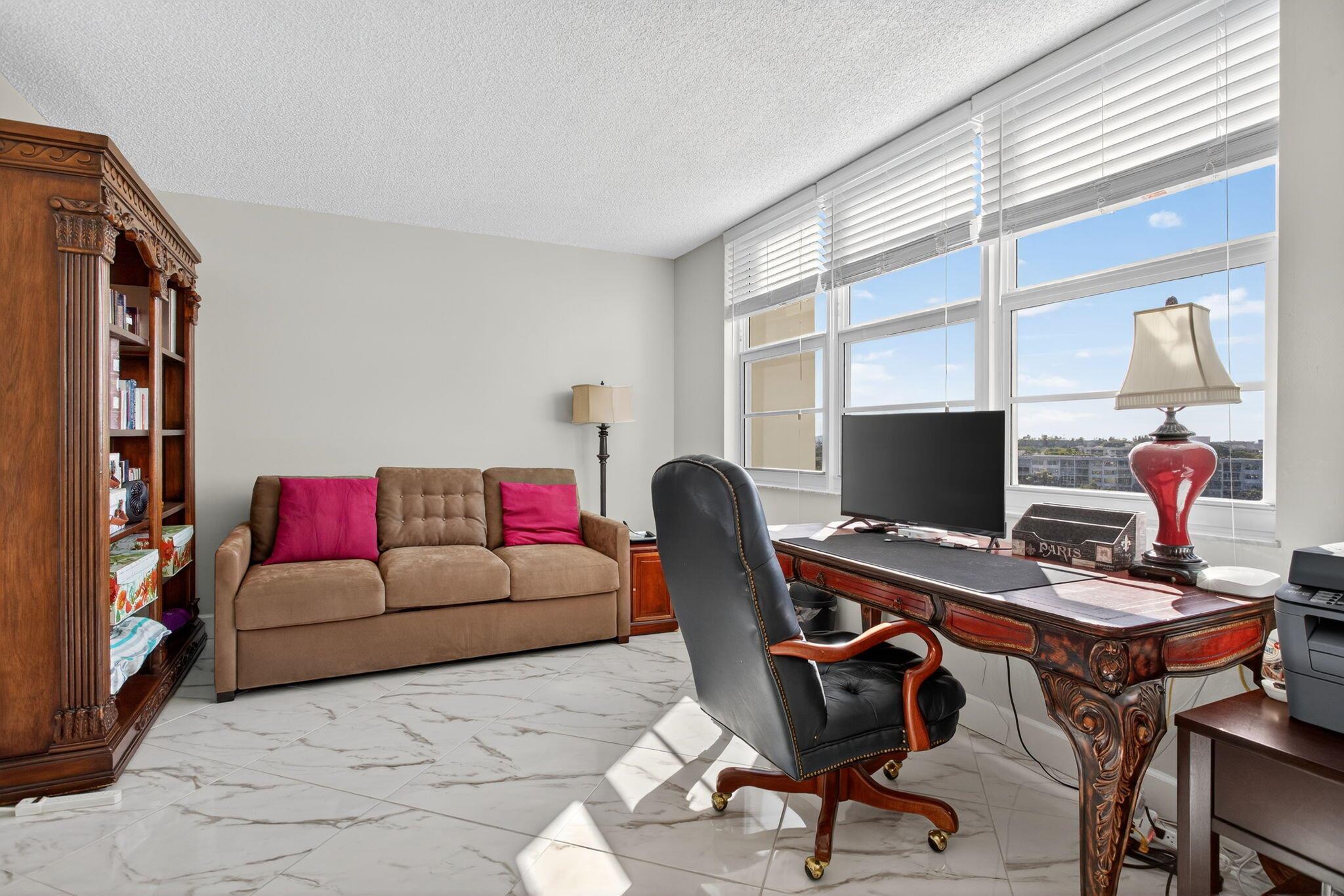 NO 53 PALM-AIRE COUNTRY C - Residential