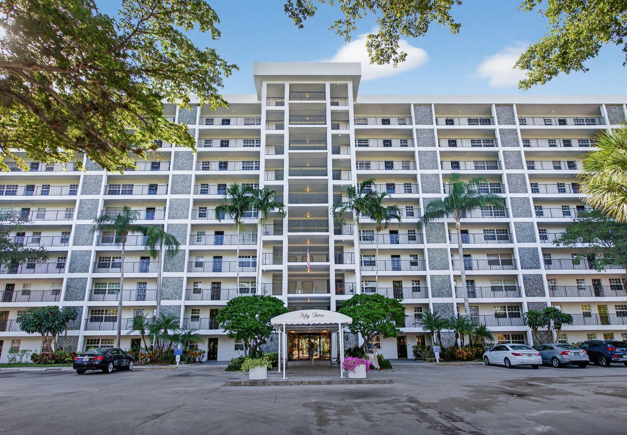 NO 53 PALM-AIRE COUNTRY C - Residential