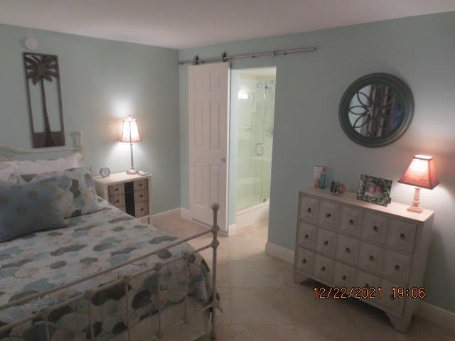 MEADOWBROOK LAKES VIEW - Residential