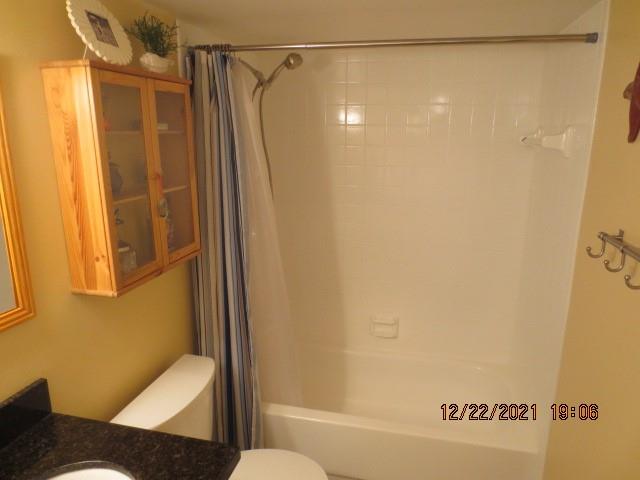 MEADOWBROOK LAKES VIEW - Residential