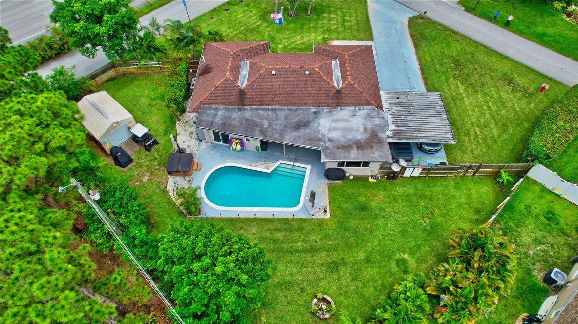 COUNTRY CLUB ACRES 5 - Residential