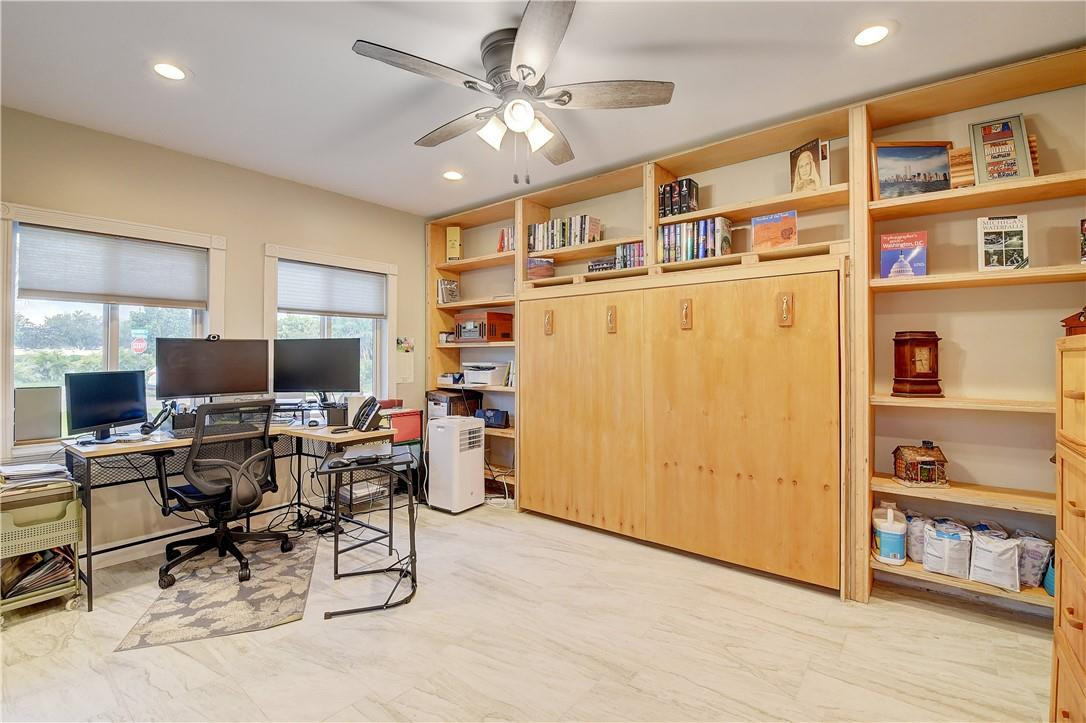 COUNTRY CLUB ACRES 5 - Residential