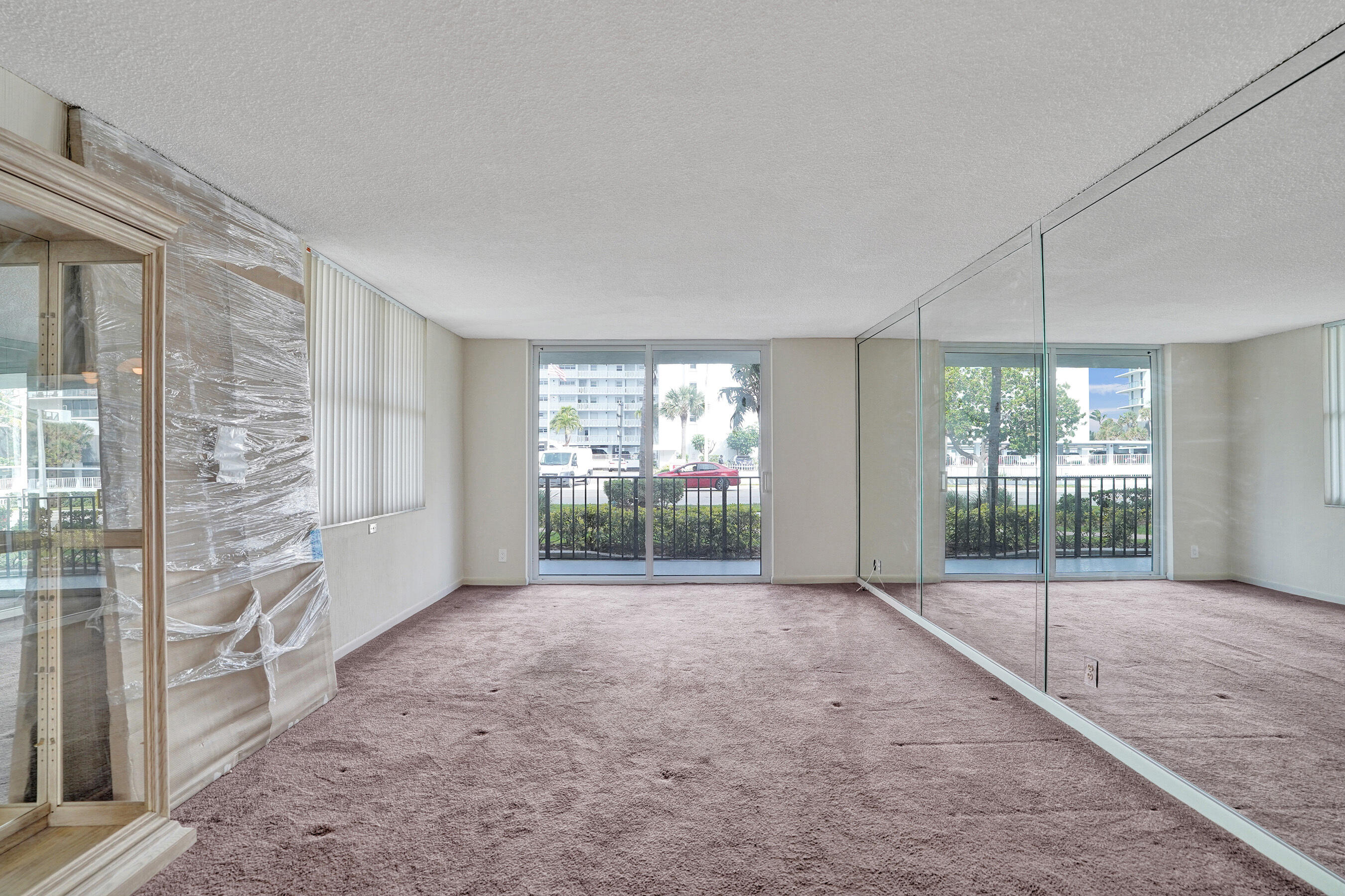 TRADEWINDS OF POMPANO CONDO - Residential