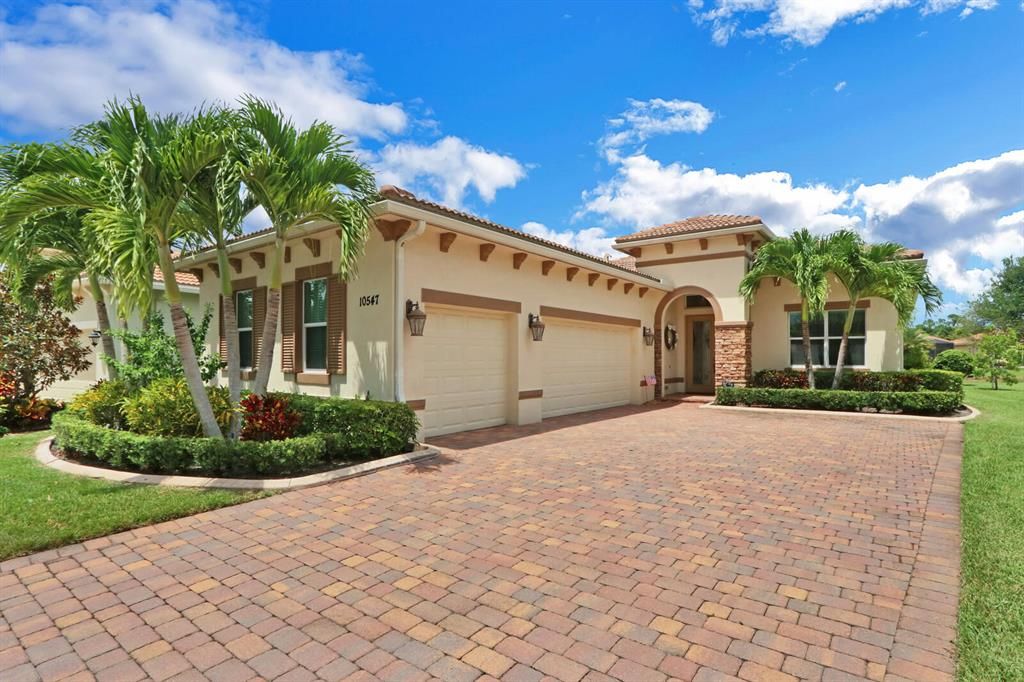 Photo of 10547 SW Capraia Way, Port Saint Lucie, FL 34986 (MLS # R10732829)