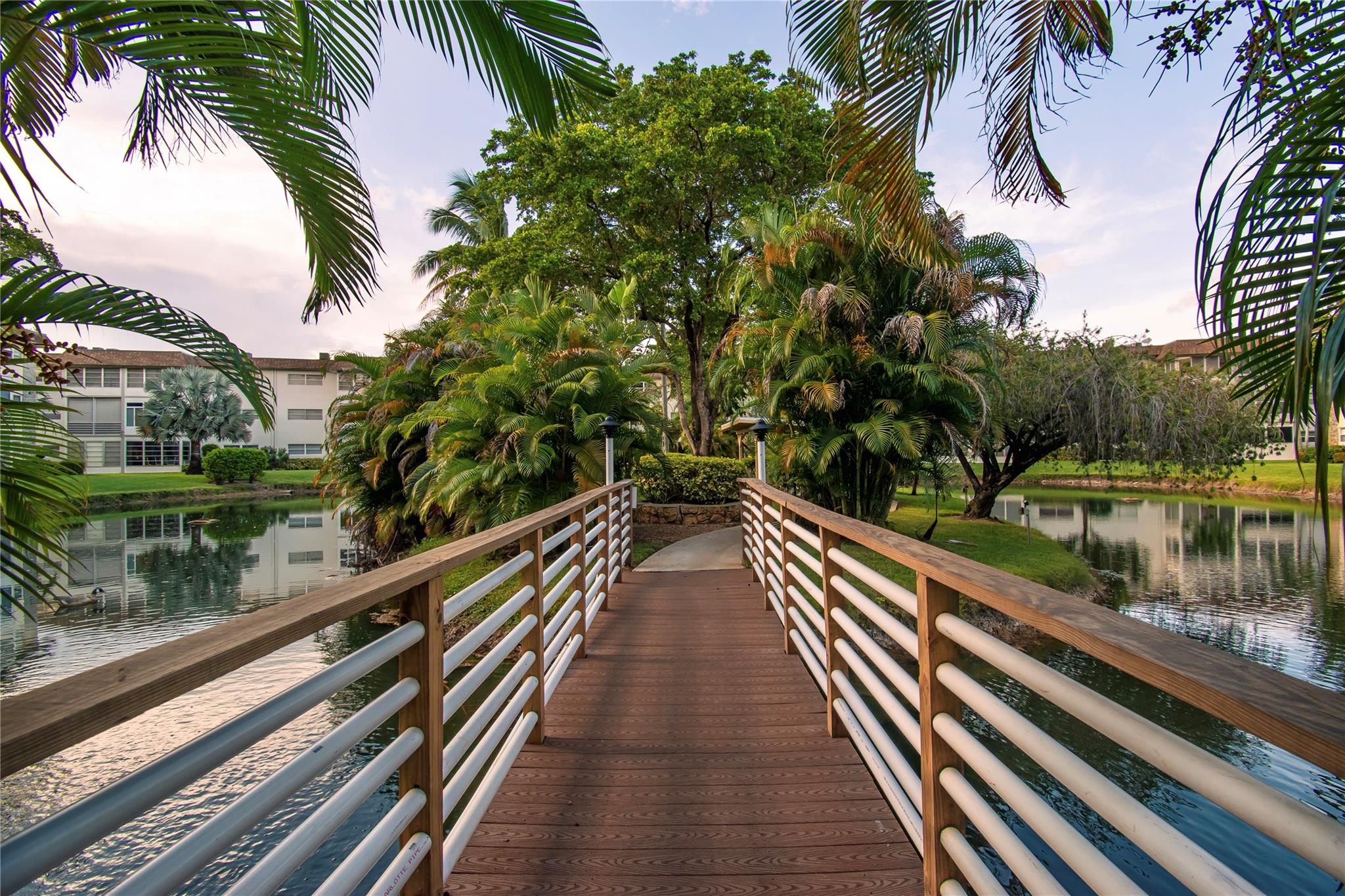 5171 W Oakland Park Blvd 207