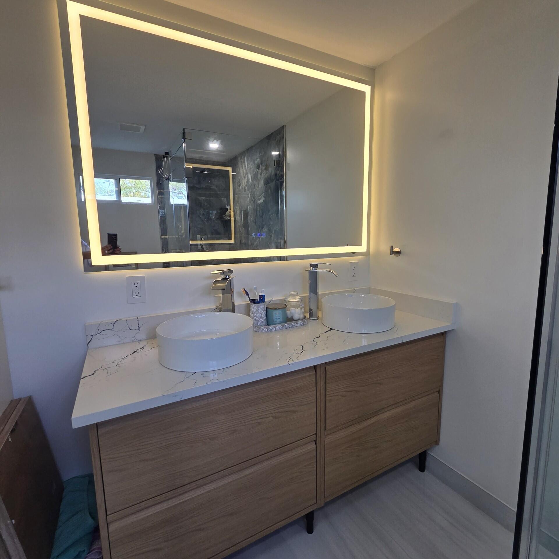 DEERFIELD LAKE - Residential