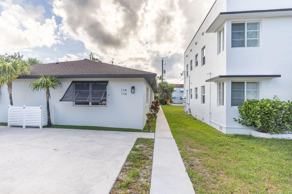 LAKE WORTH TOWN OF - Residential Lease