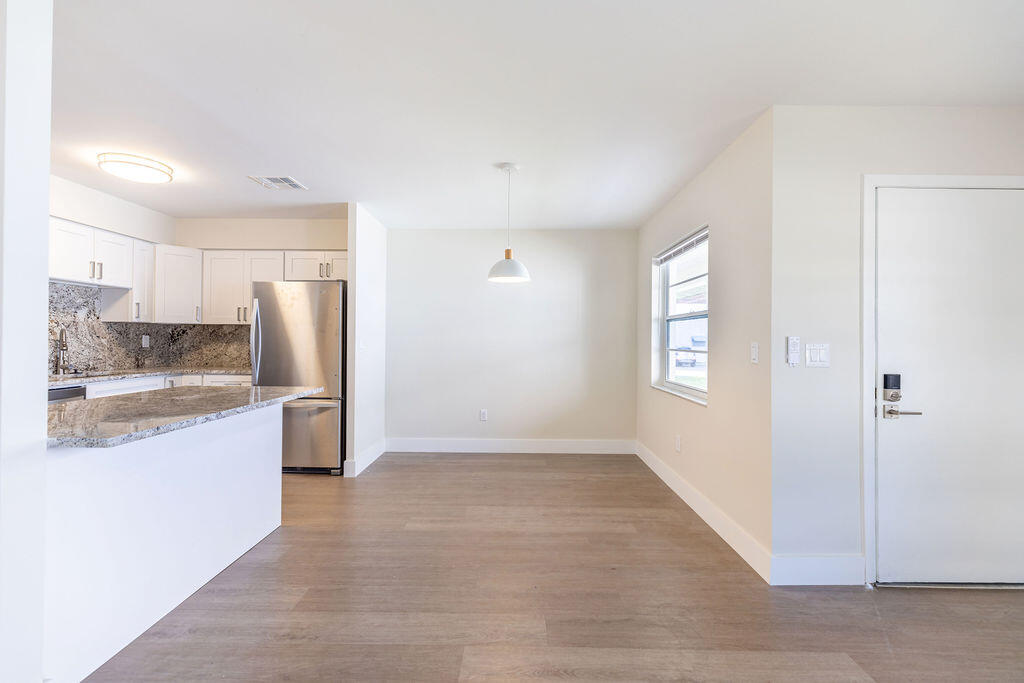 LAKE WORTH TOWN OF - Residential Lease