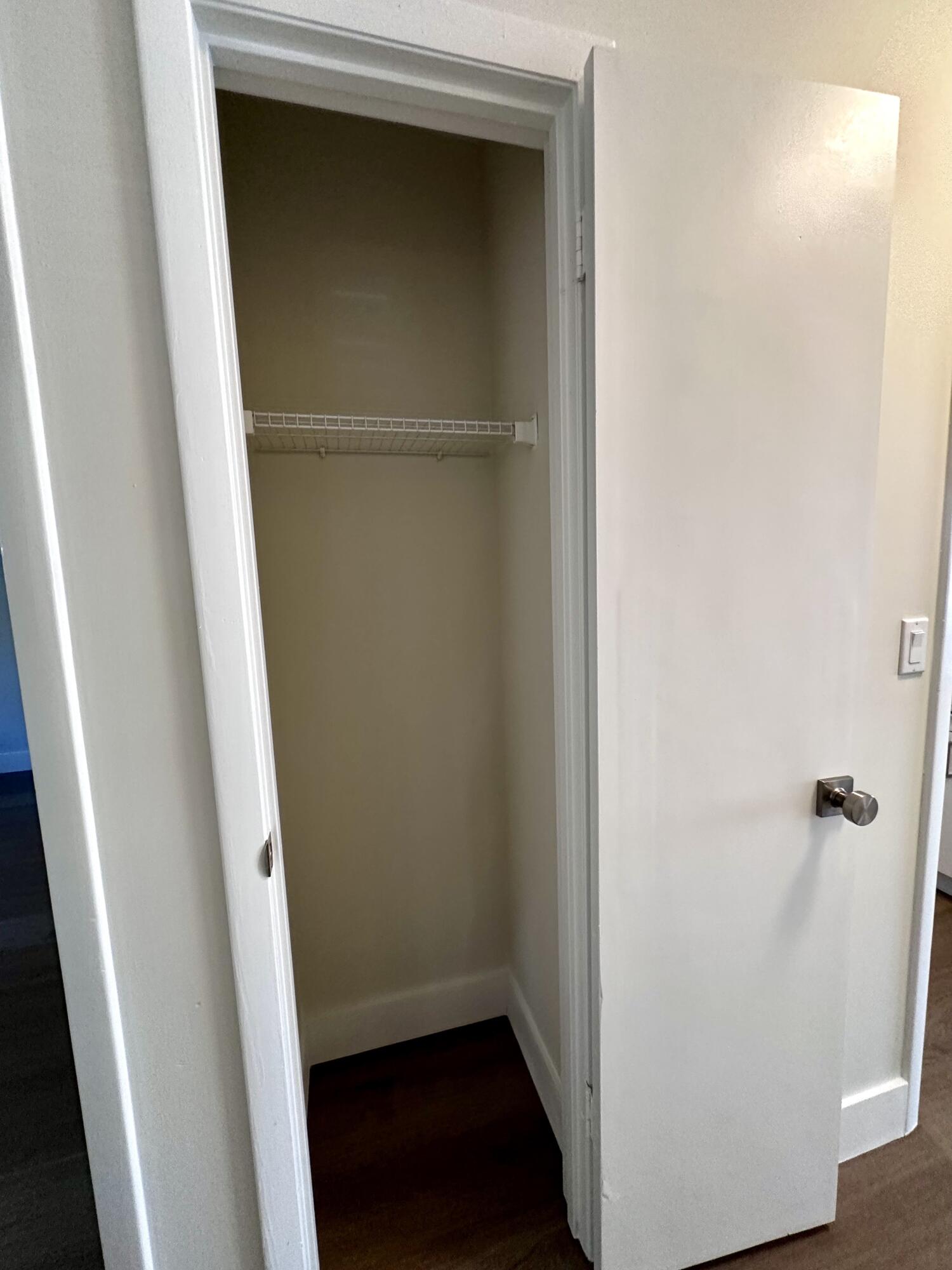 LAKE WORTH TOWN OF - Residential Lease