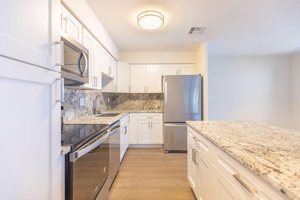 LAKE WORTH TOWN OF - Residential Lease