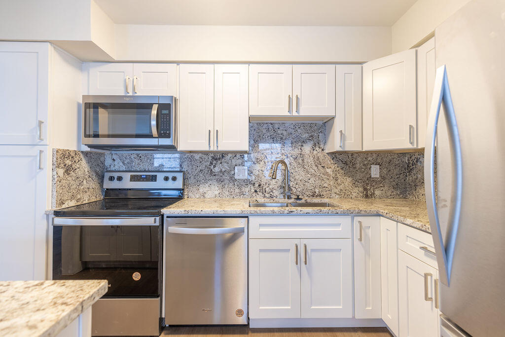 LAKE WORTH TOWN OF - Residential Lease