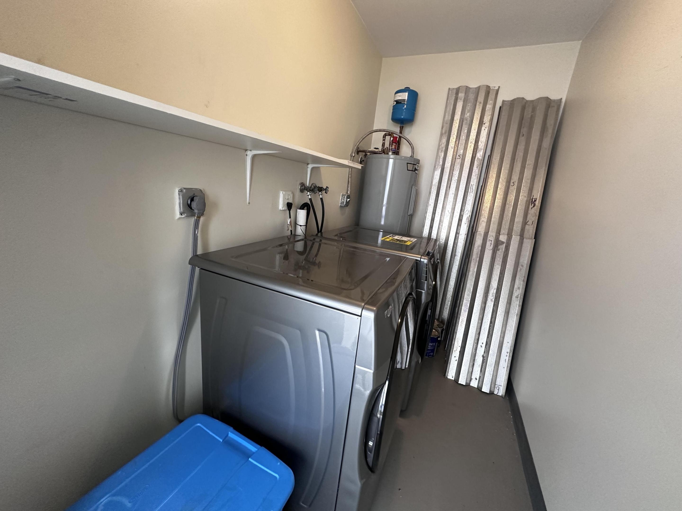 LAKE WORTH TOWN OF - Residential Lease