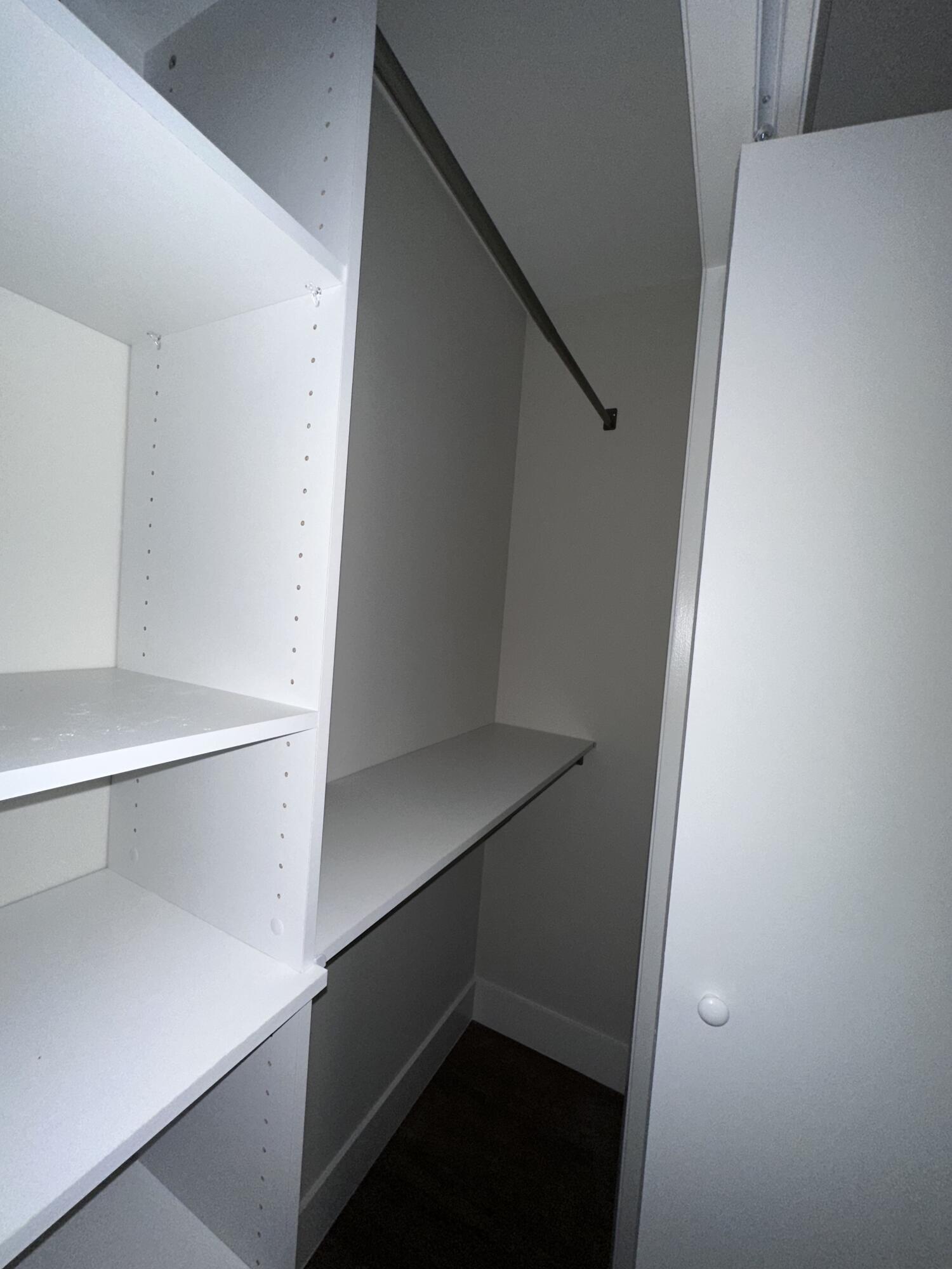 LAKE WORTH TOWN OF - Residential Lease