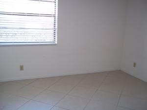 KINGS POINT CAPRI CONDOS - Residential