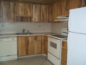 KINGS POINT CAPRI CONDOS - Residential