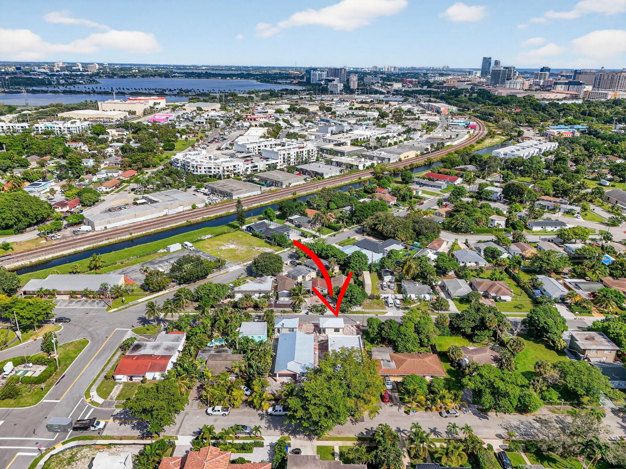 PINEAPPLE PARK - Residential