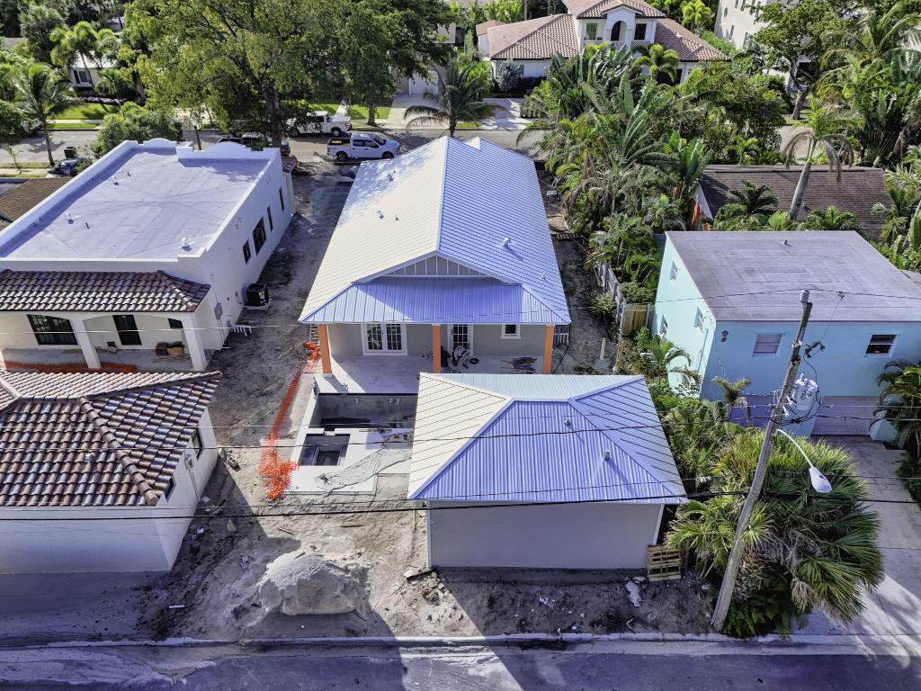 PINEAPPLE PARK - Residential