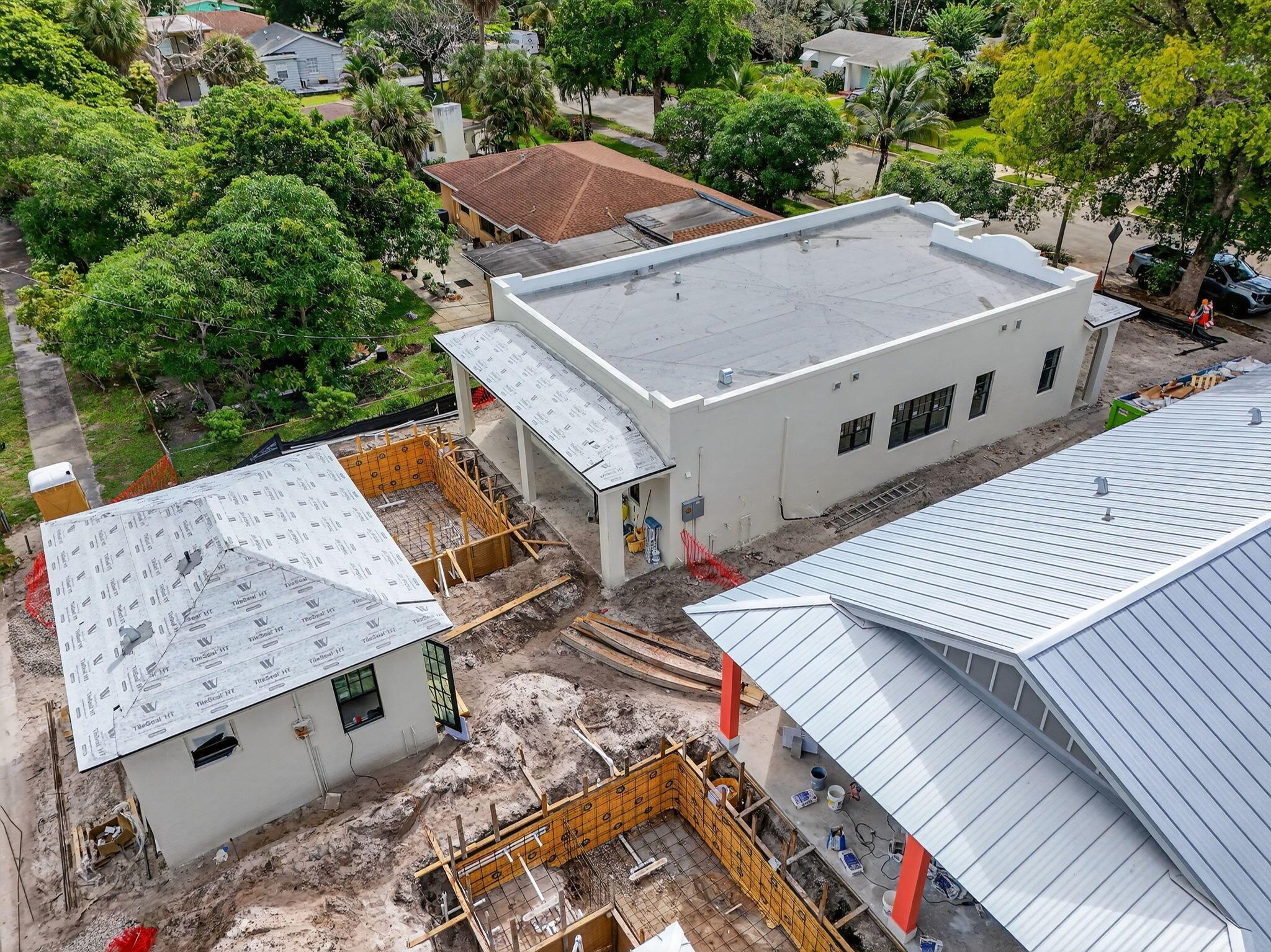 PINEAPPLE PARK - Residential