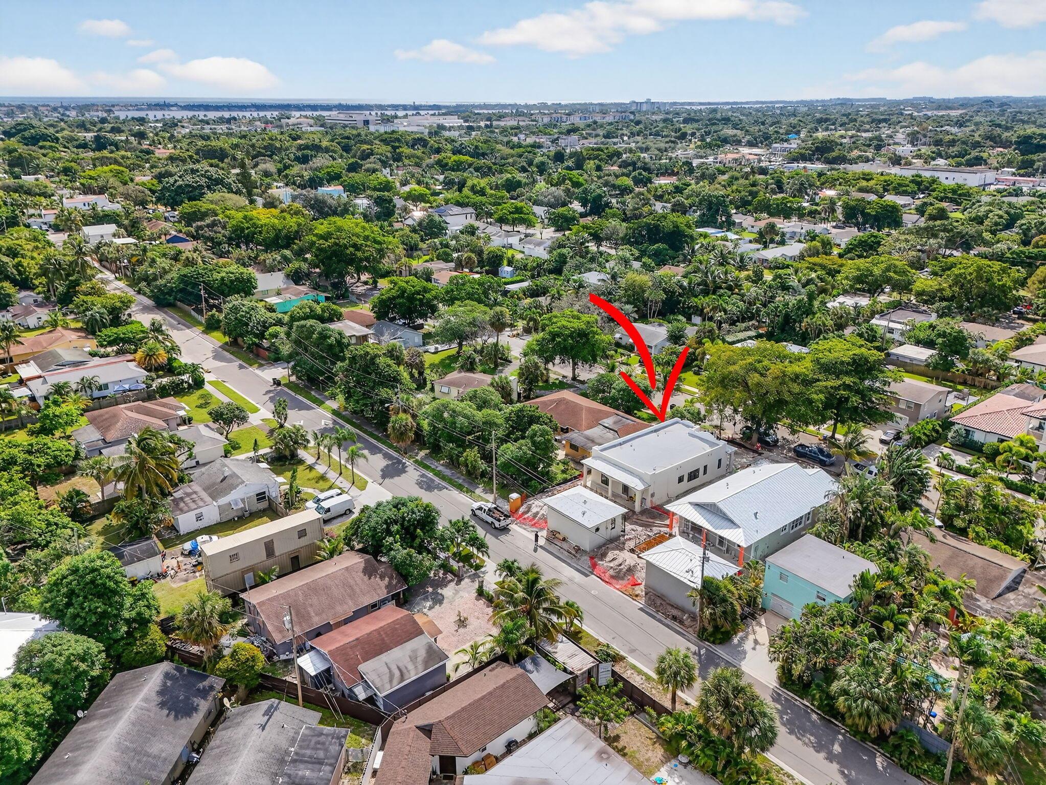 PINEAPPLE PARK - Residential