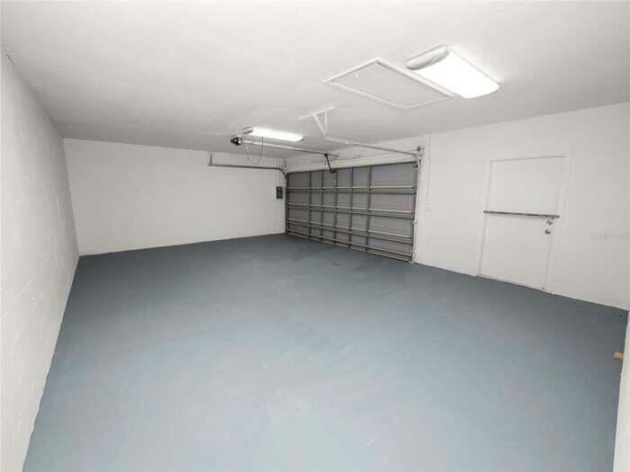 LAKE GIBSON POULTRY FARMS - Residential