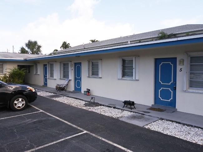 ARSI CONDO - Residential Lease