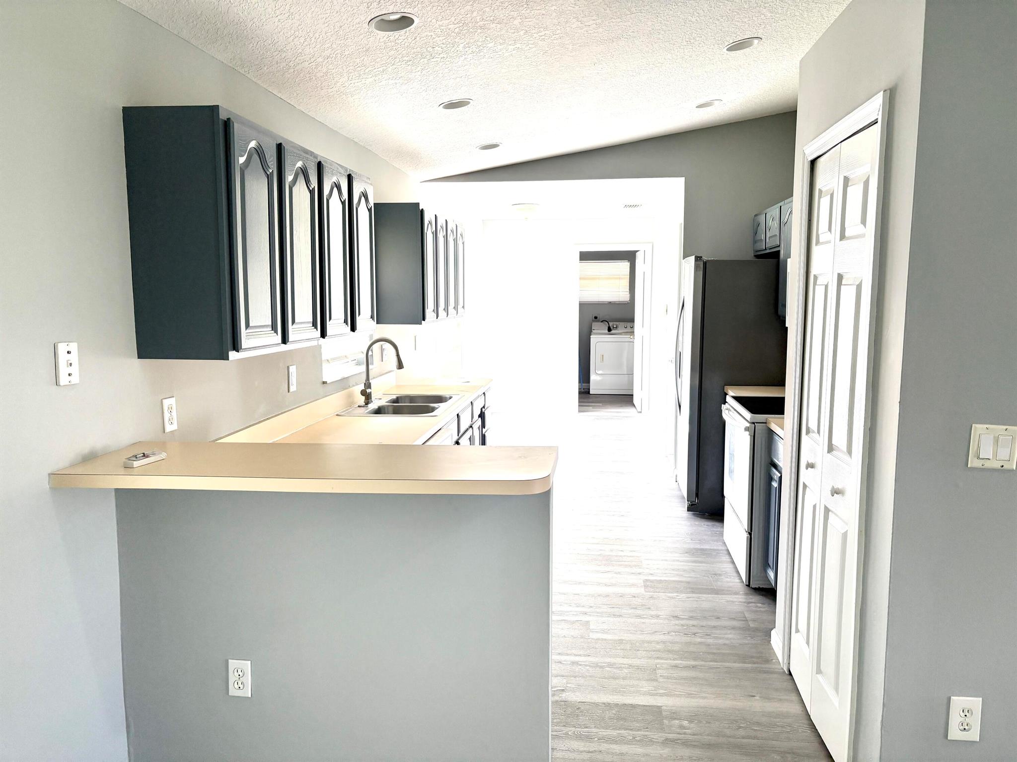 PORT ST LUCIE SECTION 14 - Residential Lease