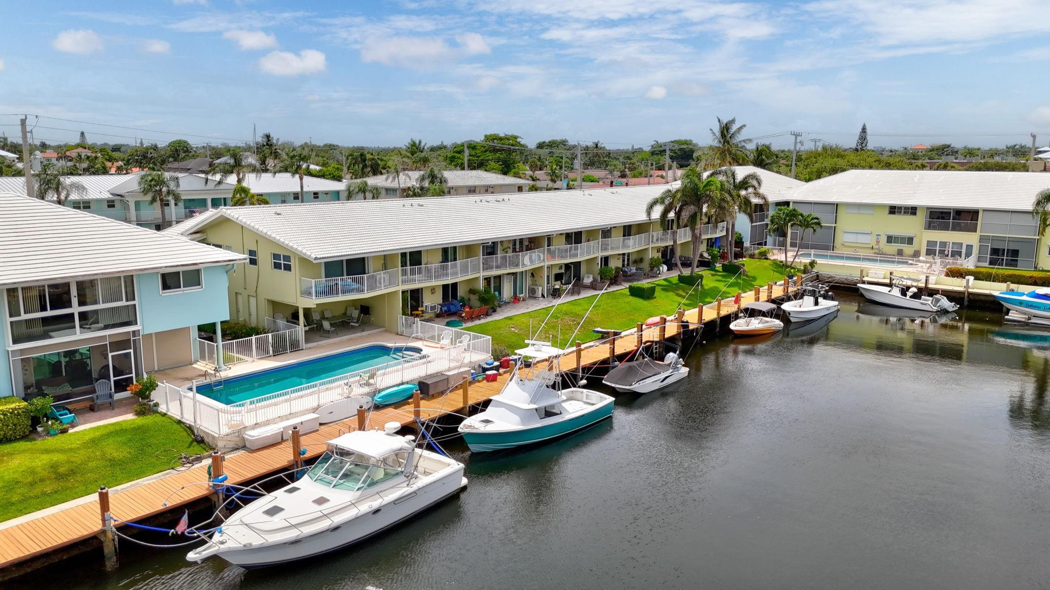 Hampton House - Residential