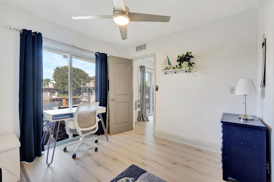 Hampton House - Residential