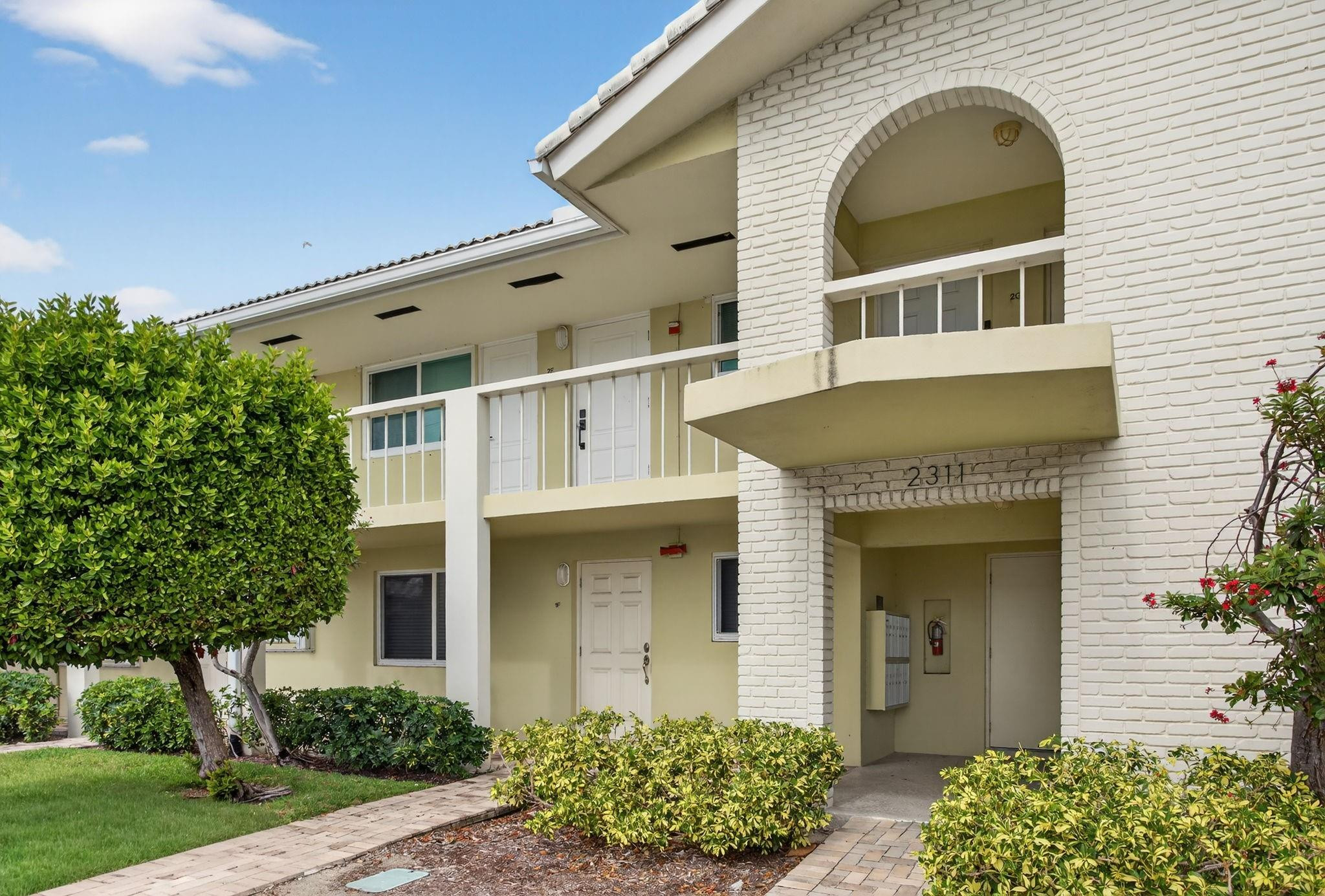 Hampton House - Residential