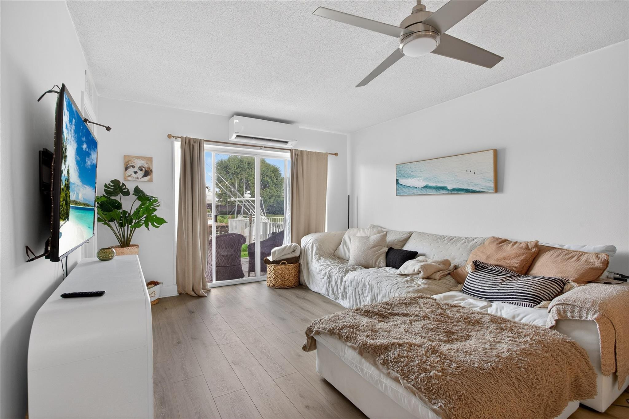 Hampton House - Residential