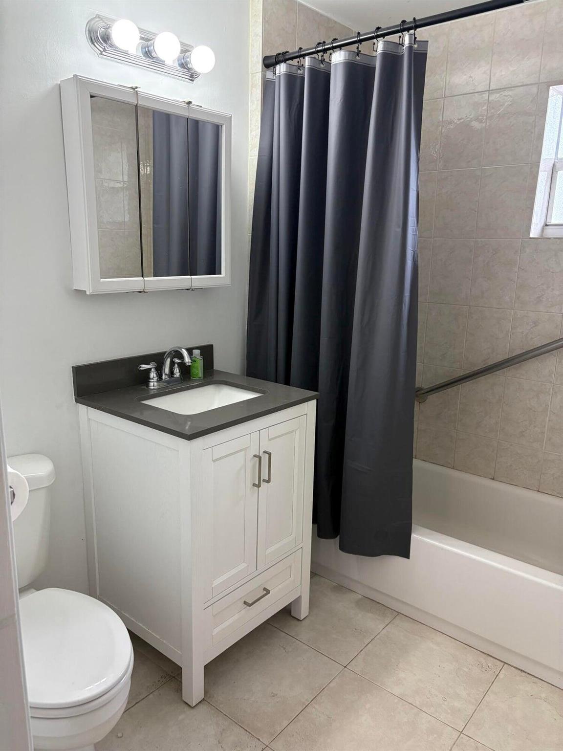 LANTANA AMNDED PLAT IN - Residential Income