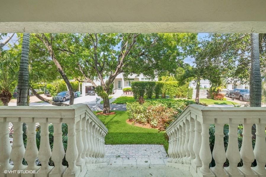 Tropical Isle Homes Sub - Residential