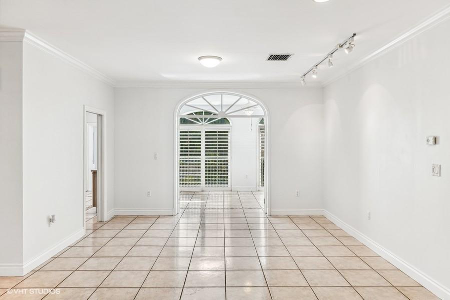 Tropical Isle Homes Sub - Residential