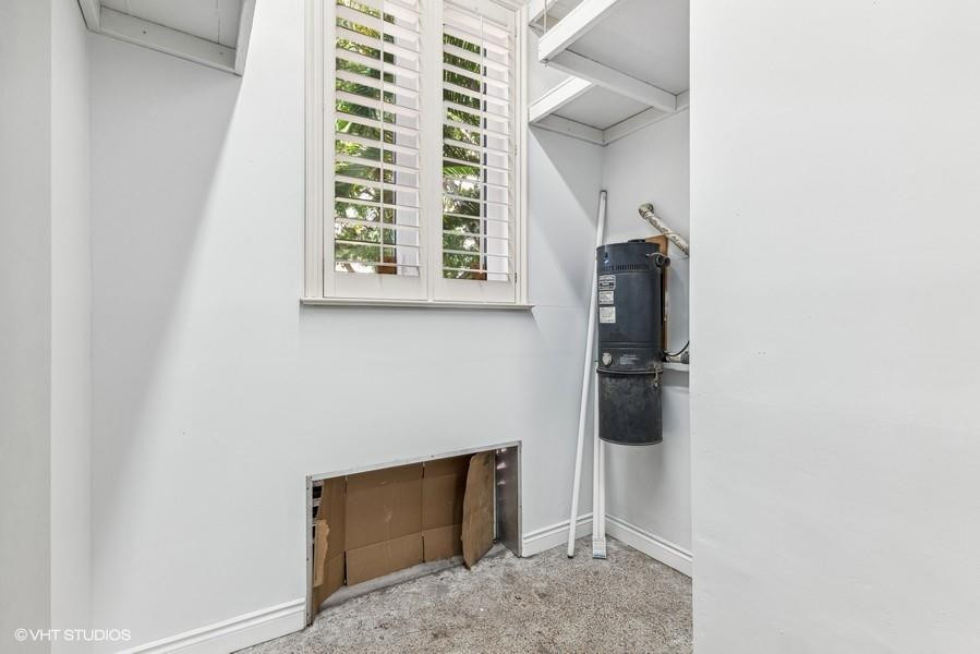 Tropical Isle Homes Sub - Residential