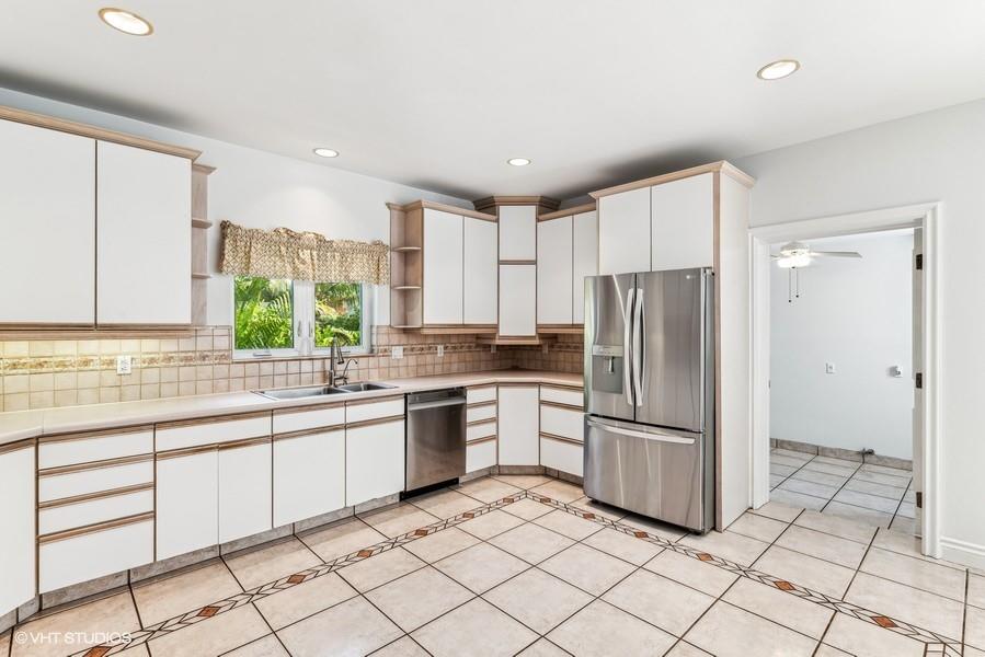 Tropical Isle Homes Sub - Residential