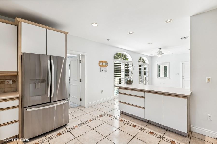 Tropical Isle Homes Sub - Residential