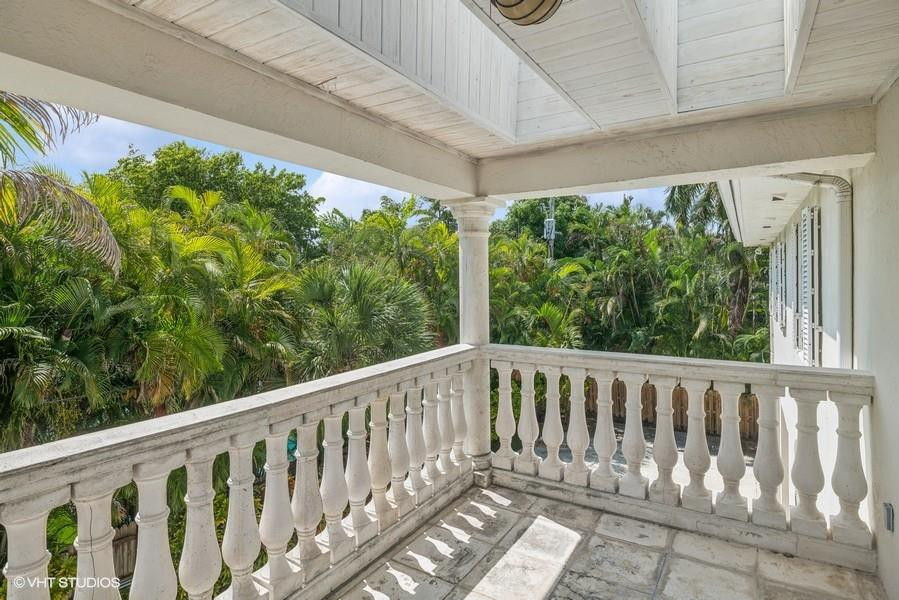 Tropical Isle Homes Sub - Residential