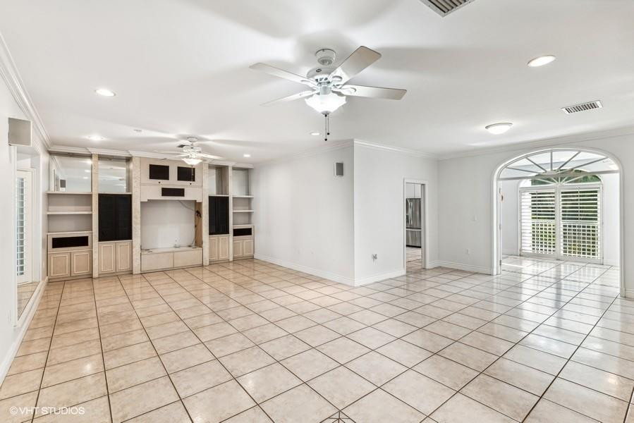 Tropical Isle Homes Sub - Residential